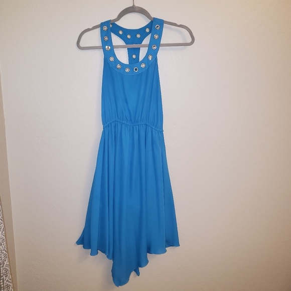 Dress - Picture 2 of 5